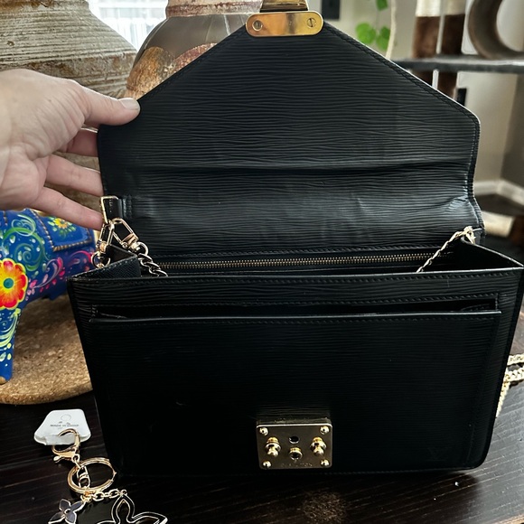 LOUIS VUITTON Epi Pochette Sellier Dragonne with unbranded chain strap NO KEY - Picture 3 of 13
